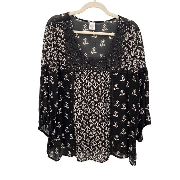 Bila Top Size XXL Crochet Lace Floral Print 3/4 Sleeve Black Cream Witchy Boho - Picture 1 of 7